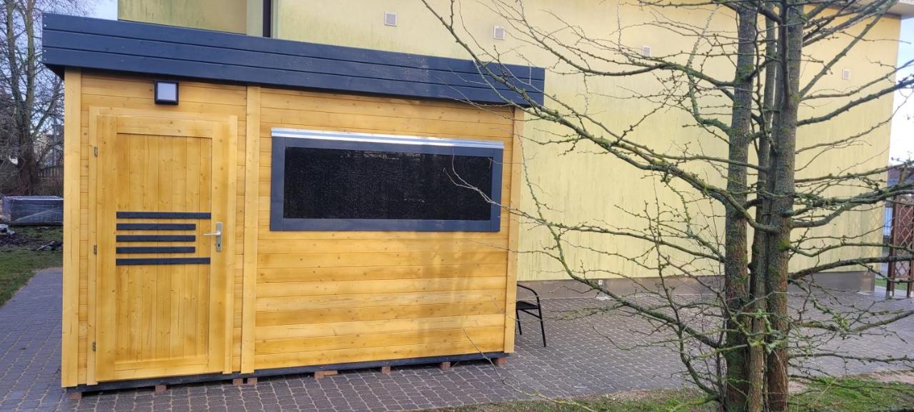 Pokoje Goscinne Jaskolcze Gniazdo Dziwnowek Exterior photo