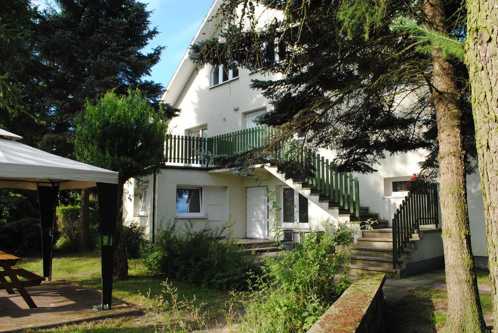 Pokoje Goscinne Jaskolcze Gniazdo Dziwnowek Exterior photo