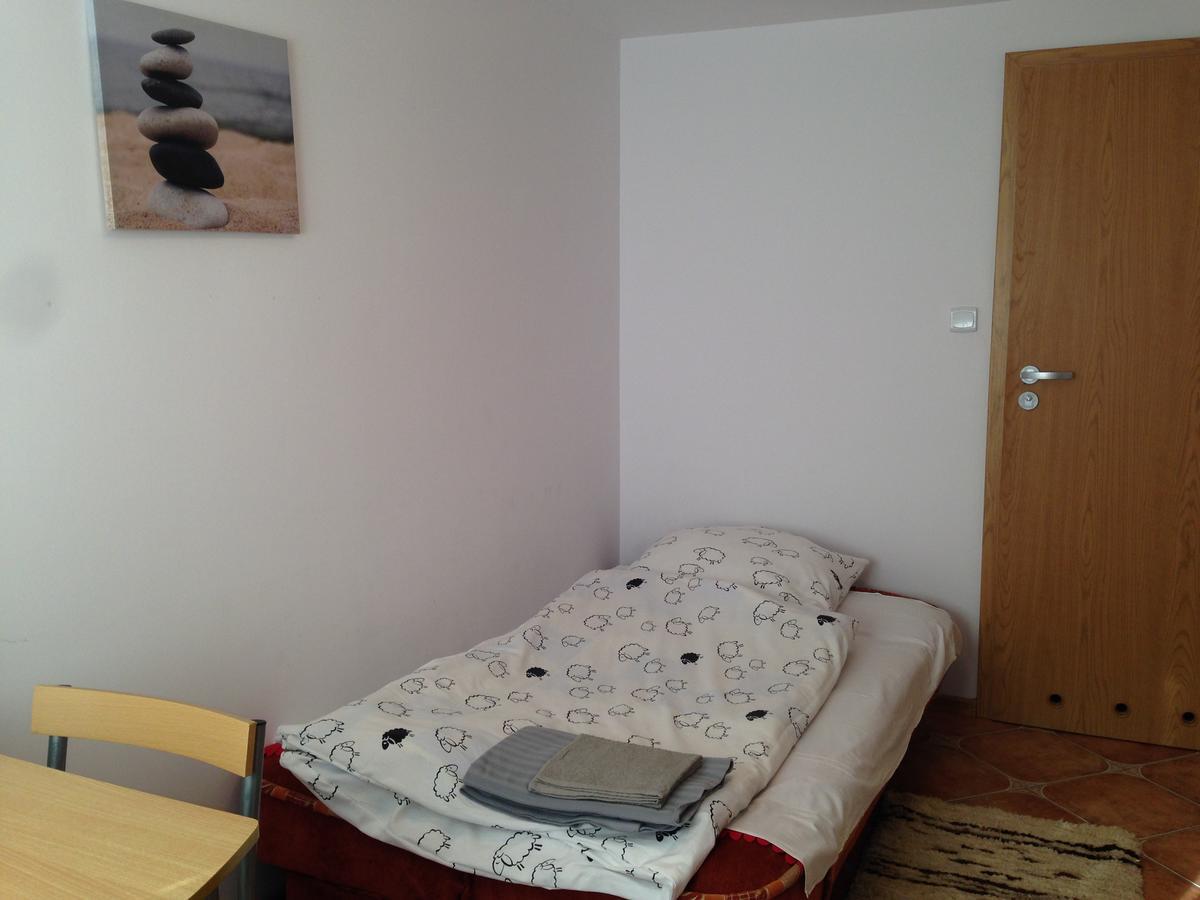 Pokoje Goscinne Jaskolcze Gniazdo Dziwnowek Exterior photo